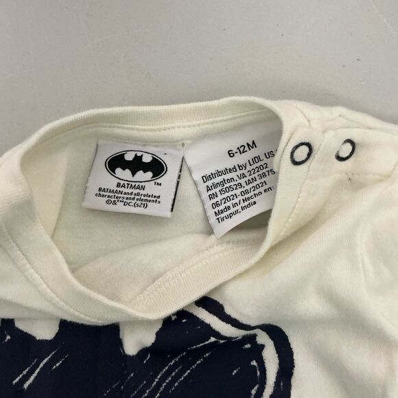 2 Batman shirts for babies size 6-12 months - Picture 5 of 5